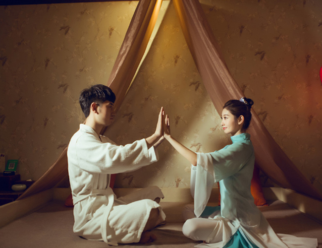 中山水疗与创造力：当大脑在漂浮中重启